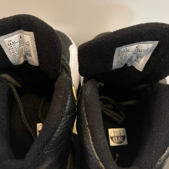 Nike Jordan Retro 12 - Picture 4 of 8